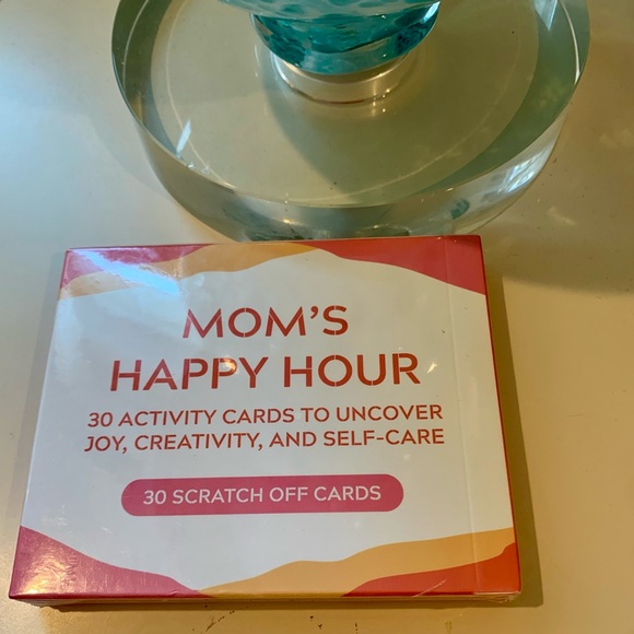 NWT
Mom’s Happy Hour
30 ACTIVITY CARDS TO UNCOVER
JOY, CREATIVITY, AND SELF-CARE - Picture 3 of 6